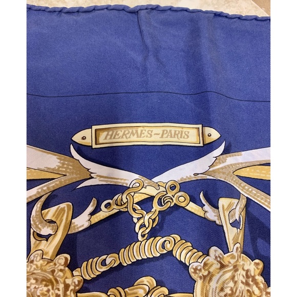 Hermès Silk Scarf - Picture 3 of 6